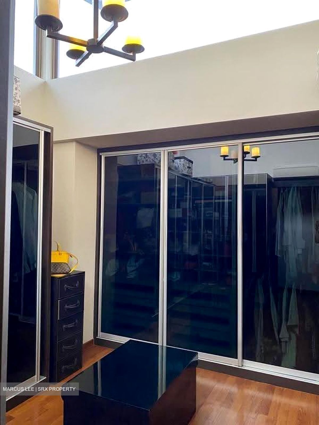 Hazel Park Terrace (D23), Terrace #616761581
